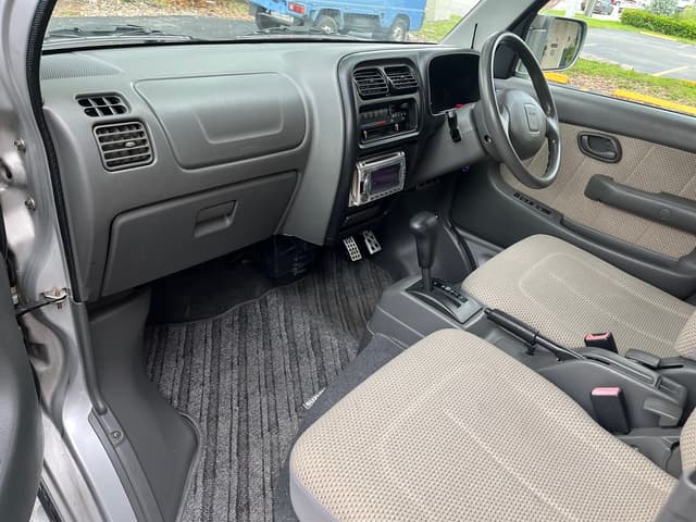 1999 Suzuki Every JDM car for sale — photo 12 of 19