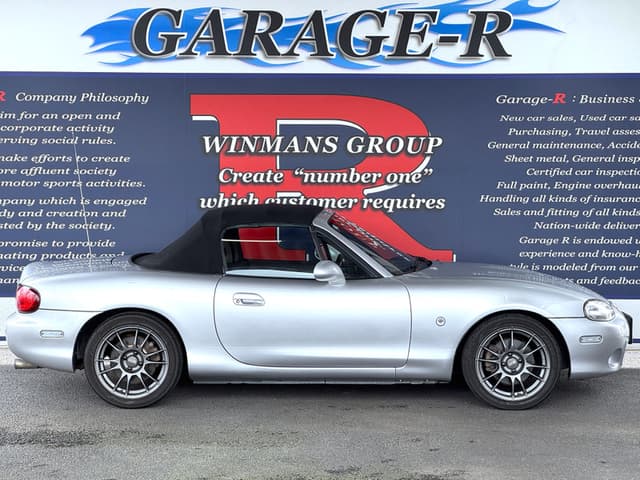 2002 Mazda Roadster (Eunos Roadster / MX-5) JDM car for sale — photo 6 of 25