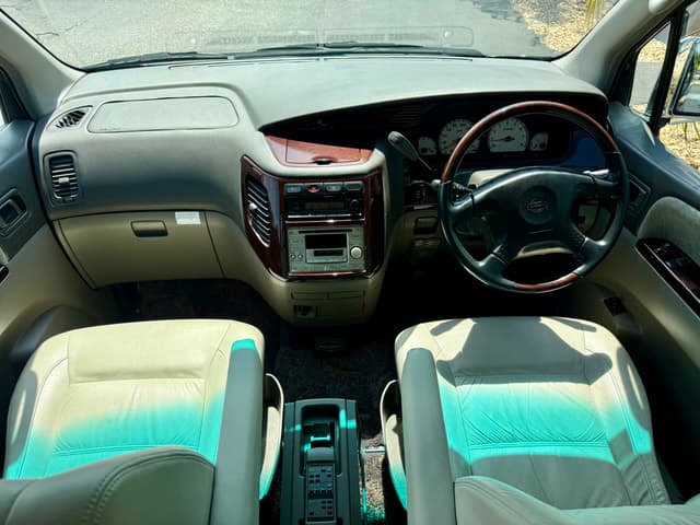 1999 Nissan Elgrand JDM car for sale — photo 15 of 25