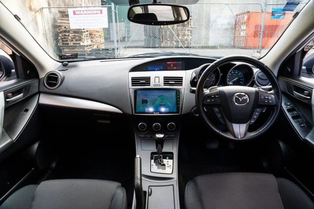 2012 Mazda Axela JDM car for sale — photo 14 of 18