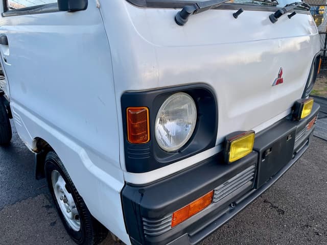1991 Mitsubishi Minicab JDM car for sale — photo 12 of 25