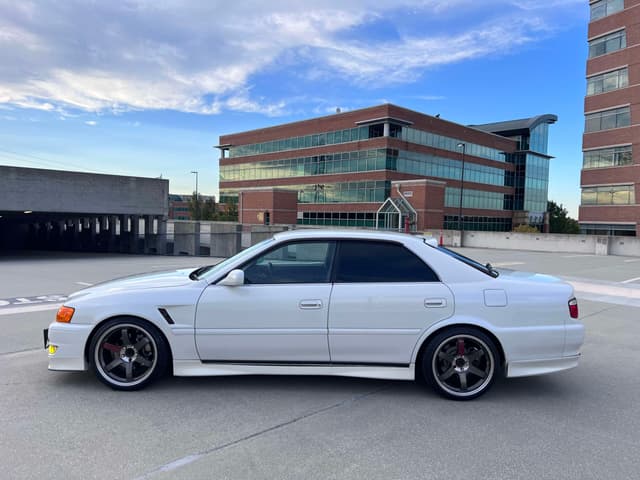 1998 Toyota Chaser JDM car for sale — photo 13 of 27