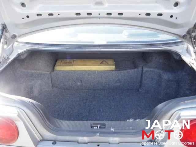 1996 Nissan Skyline JDM car for sale — photo 5 of 9