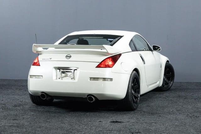 2004 Nissan Fairlady Z JDM car for sale — photo 12 of 18