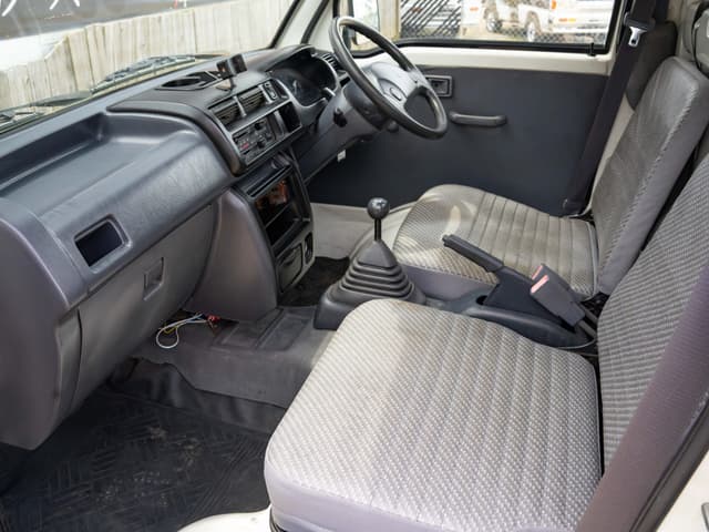 2000 Daihatsu Hijet JDM car for sale — photo 11 of 11