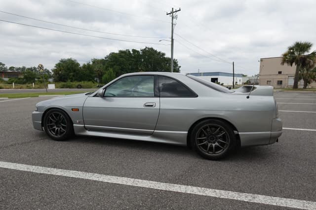 1996 Nissan Skyline JDM car for sale — photo 4 of 19