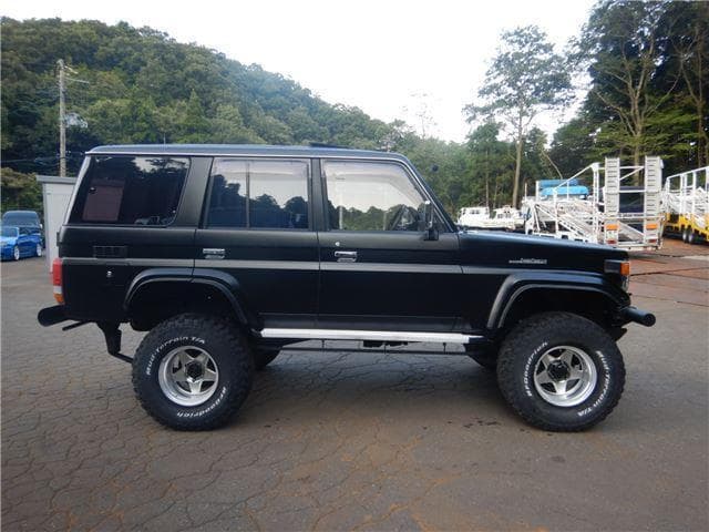 1993 Toyota Land Cruiser JDM car for sale — photo 3 of 25