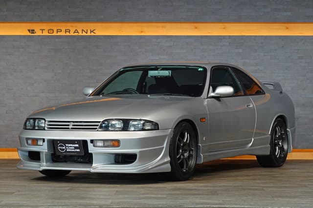 1995 Nissan Skyline JDM car for sale — photo 9 of 25