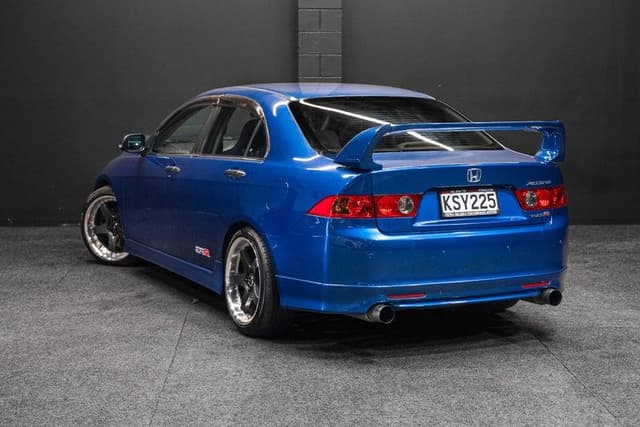 2004 Honda Accord JDM car for sale — photo 9 of 20