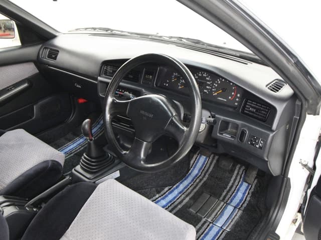 1987 Nissan Bluebird JDM car for sale — photo 9 of 25