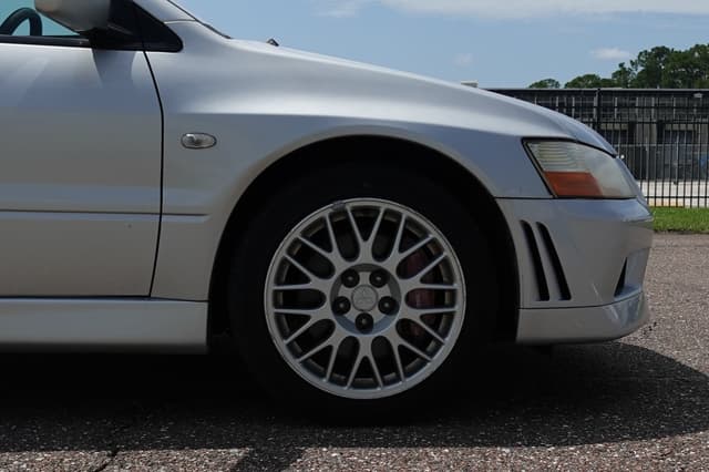 2001 Mitsubishi Lancer Evolution JDM car for sale — photo 4 of 19