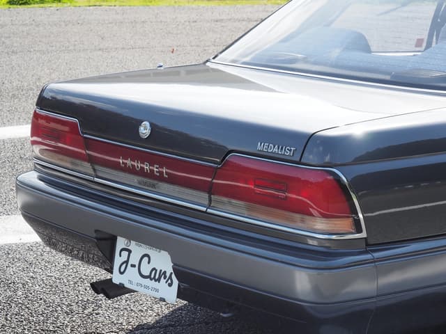 1991 Nissan Laurel JDM car for sale — photo 24 of 25