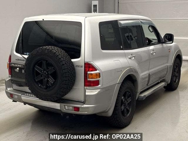 2000 Mitsubishi Pajero JDM car for sale — photo 2 of 3