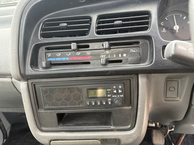 1998 Suzuki Carry JDM car for sale — photo 16 of 25