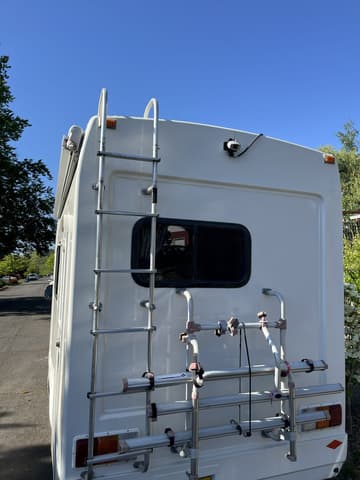 1997 Mitsubishi Delica JDM car for sale — photo 16 of 23