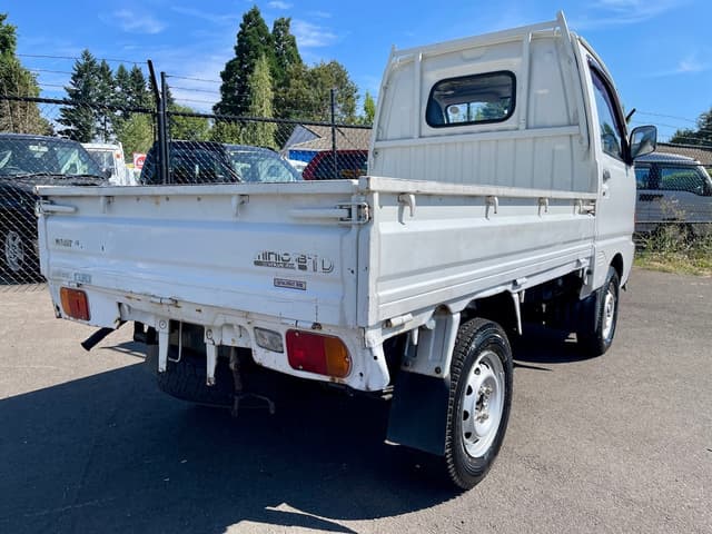 1994 Mitsubishi Minicab JDM car for sale — photo 8 of 25