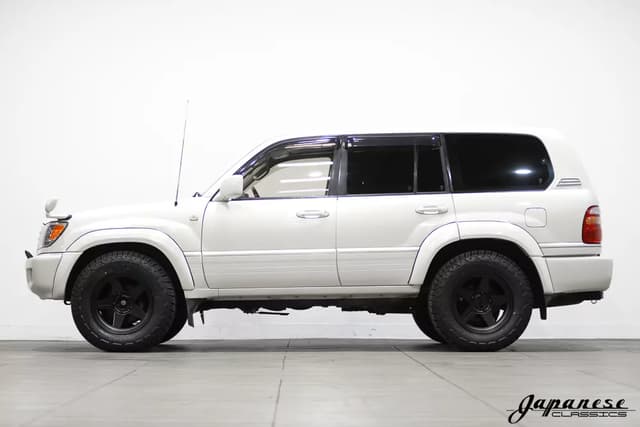 1999 Toyota Land Cruiser JDM car for sale — photo 4 of 25