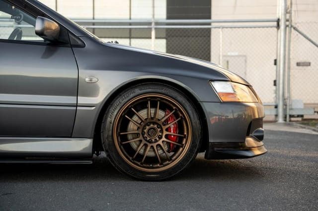2006 Mitsubishi Lancer Evolution JDM car for sale — photo 12 of 20