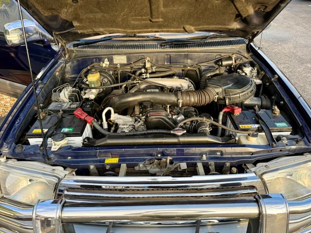 1996 Toyota Hilux Surf JDM car for sale — photo 25 of 25