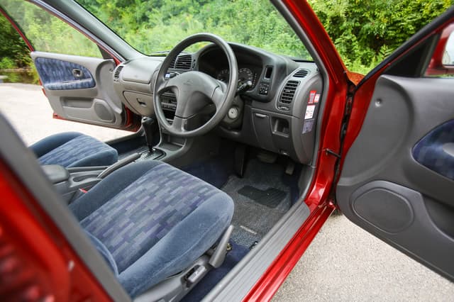 1996 Mitsubishi Lancer JDM car for sale — photo 11 of 25