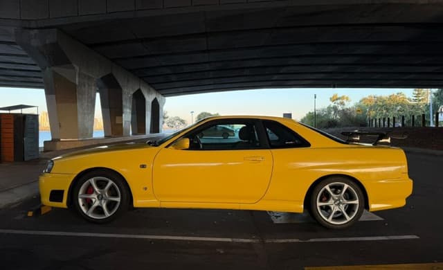 1998 Nissan Skyline JDM car for sale — photo 6 of 22