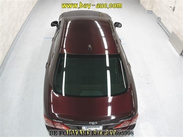 2010 Toyota Crown JDM car for sale — photo 4 of 4