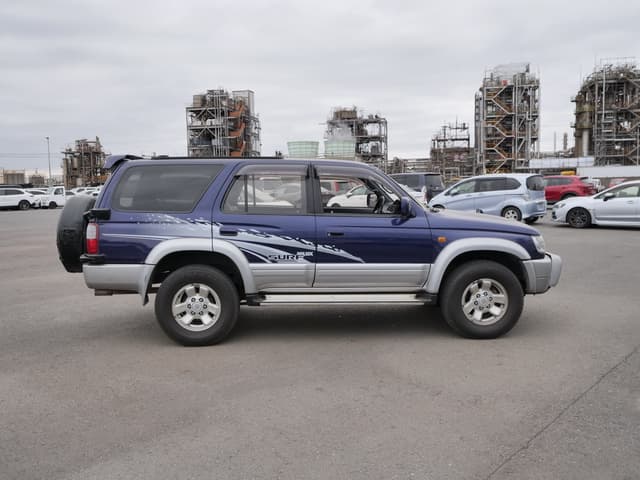 1996 Toyota Hilux Surf JDM car for sale — photo 4 of 21