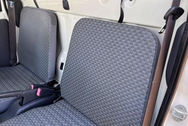 2006 Daihatsu Hijet JDM car for sale — photo 22 of 25