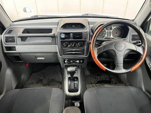 2000 Mitsubishi Pajero Mini JDM car for sale — photo 2 of 9