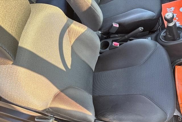2007 Toyota Vitz JDM car for sale — photo 23 of 25