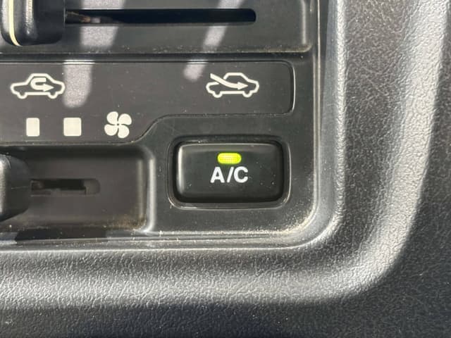 2001 Suzuki Carry JDM car for sale — photo 11 of 24