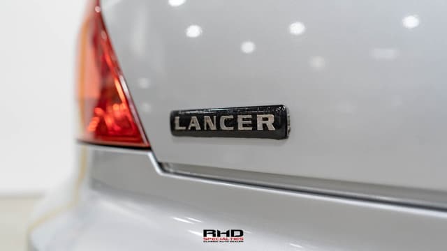 2001 Mitsubishi Lancer Evolution JDM car for sale — photo 10 of 25
