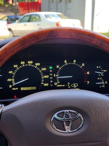 2001 Toyota Land Cruiser JDM car for sale — photo 19 of 24