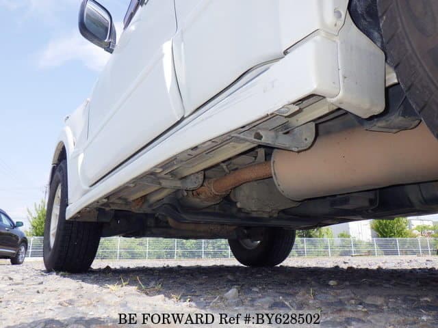 2005 Mitsubishi Pajero JDM car for sale — photo 18 of 25
