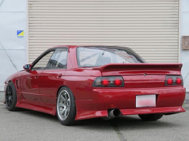 1989 Nissan Skyline JDM car for sale — photo 3 of 25