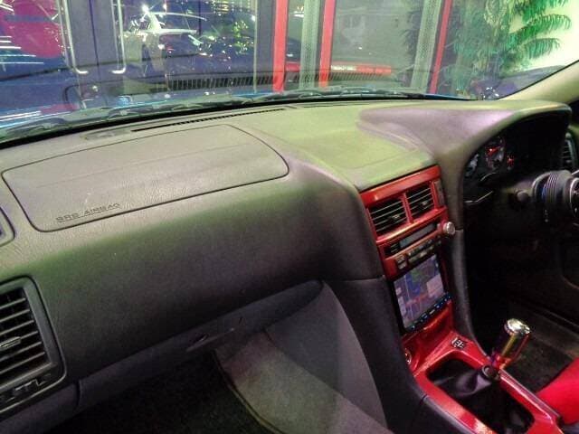 1998 Nissan Skyline JDM car for sale — photo 4 of 12