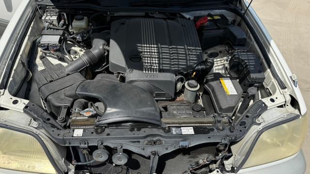 2001 Toyota Crown JDM car for sale — photo 12 of 13