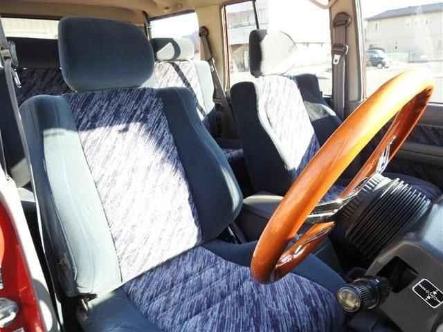 1995 Toyota Land Cruiser JDM car for sale — photo 15 of 17