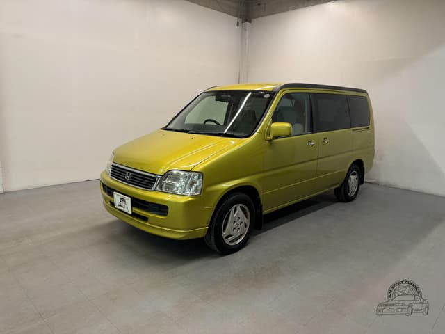 2000 Honda Stepwagon JDM car for sale — photo 2 of 25