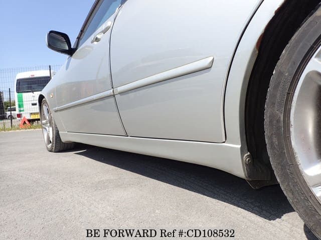 2001 Toyota Altezza JDM car for sale — photo 19 of 20