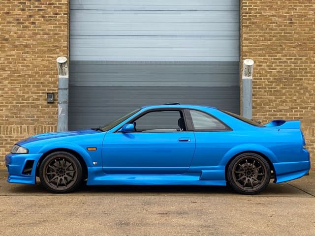 1995 Nissan Skyline JDM car for sale — photo 14 of 25