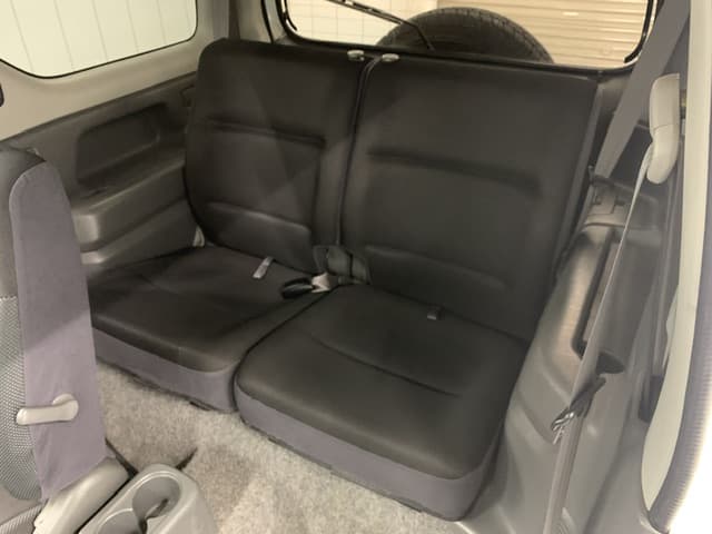 2000 Suzuki Jimny JDM car for sale — photo 16 of 25