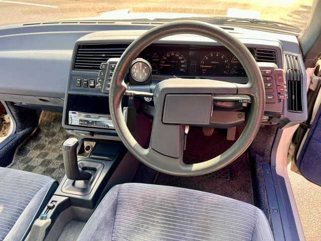 1988 Subaru Alcyone JDM car for sale — photo 7 of 23