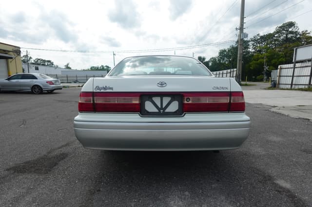 1996 Toyota Crown JDM car for sale — photo 7 of 16