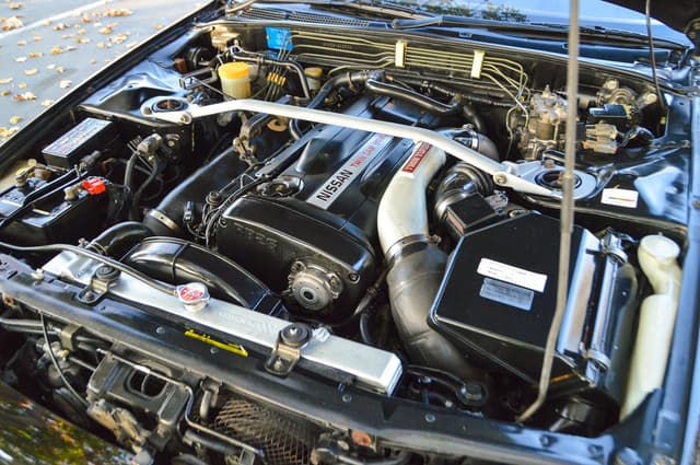 1992 Nissan Skyline JDM car for sale — photo 23 of 24
