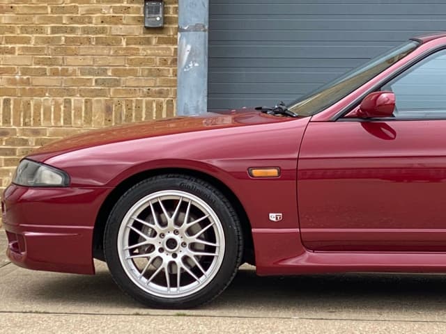 1993 Nissan Skyline JDM car for sale — photo 3 of 25