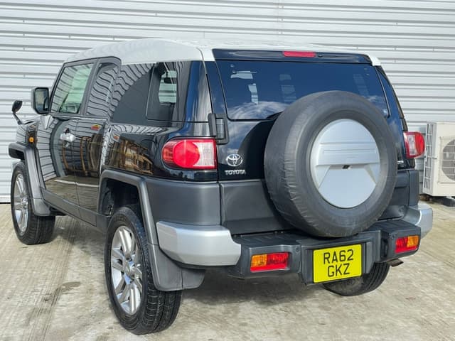 2012 Toyota Fj Cruiser JDM car for sale — photo 2 of 25