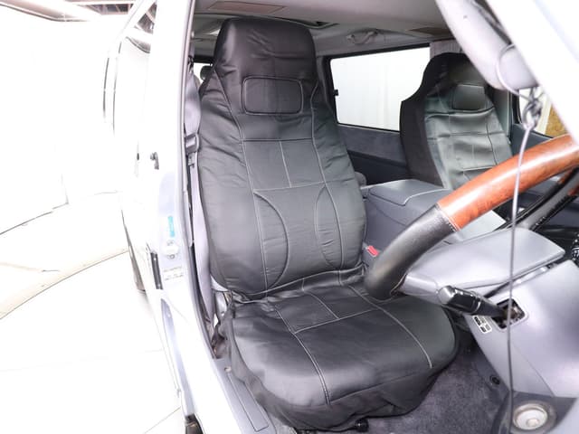 1994 Toyota HiAce JDM car for sale — photo 16 of 25