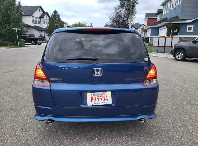2005 Honda Odyssey JDM car for sale — photo 4 of 12
