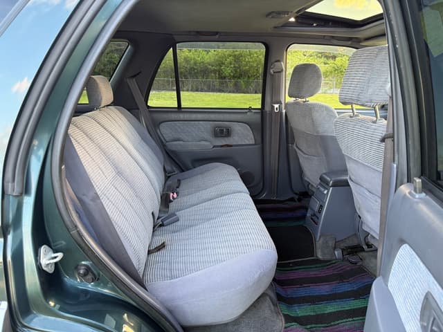1996 Toyota Hilux Surf JDM car for sale — photo 18 of 47